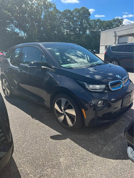 2015 BMW i3 - Image 2 of 10
