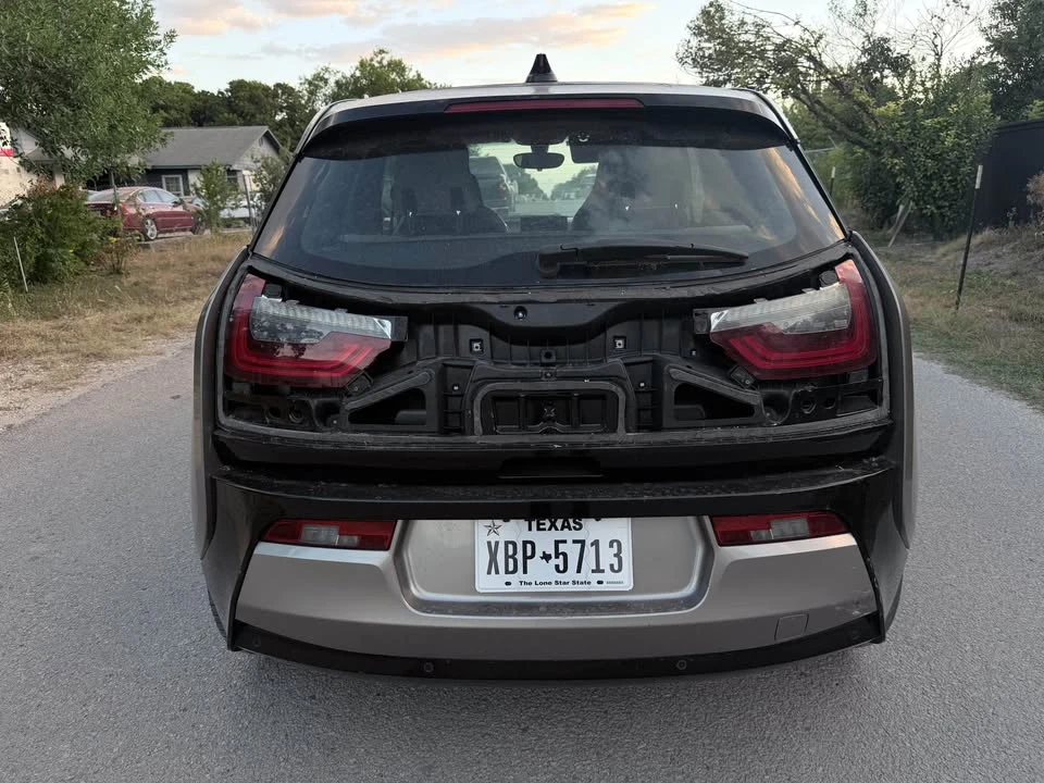 2015 BMW i3 - Image 5 of 13
