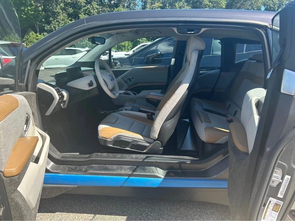 2015 BMW i3 - Image 7 of 10