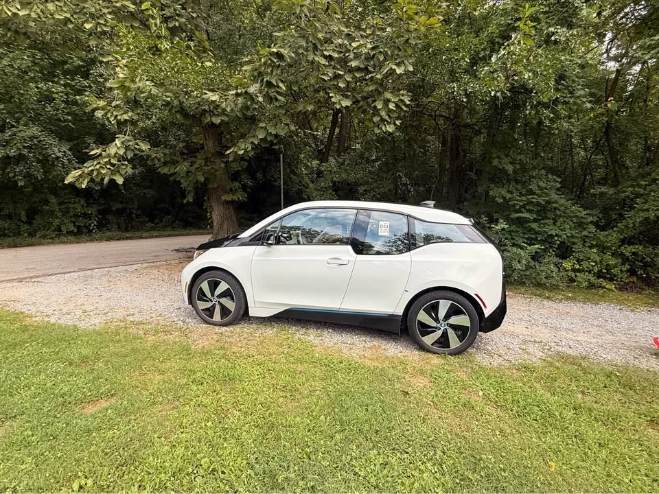 2015 BMW i3 - Image 7 of 10