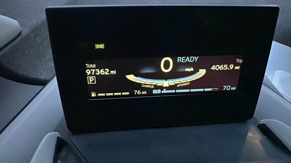 2015 BMW i3 - Image 2 of 4