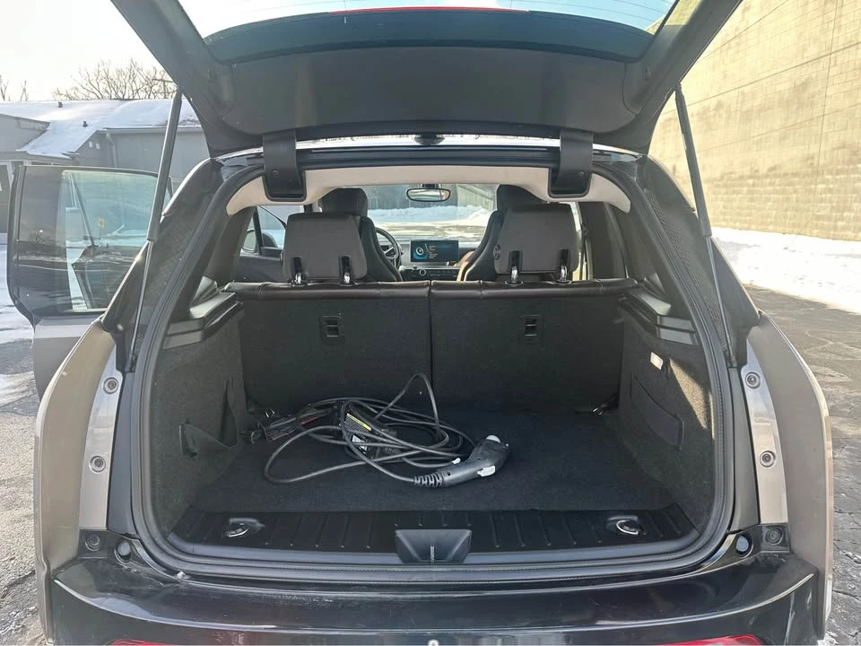 2015 BMW i3 - Image 10 of 17