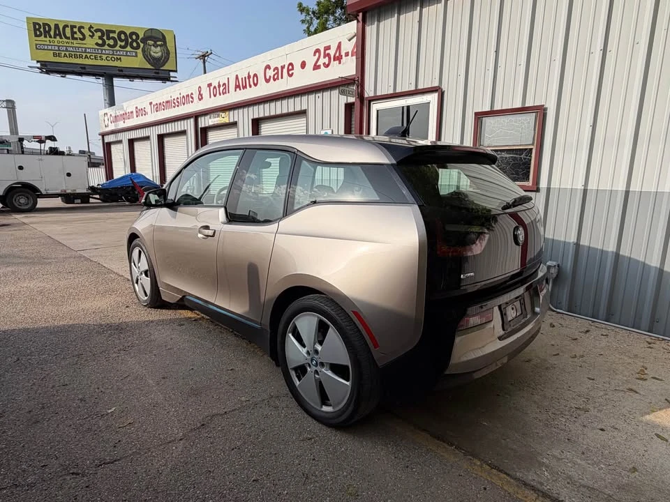 2015 BMW i3 - Image 5 of 14