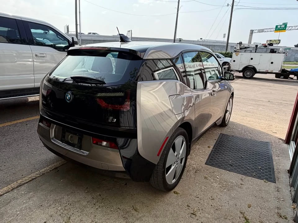 2015 BMW i3 - Image 4 of 14
