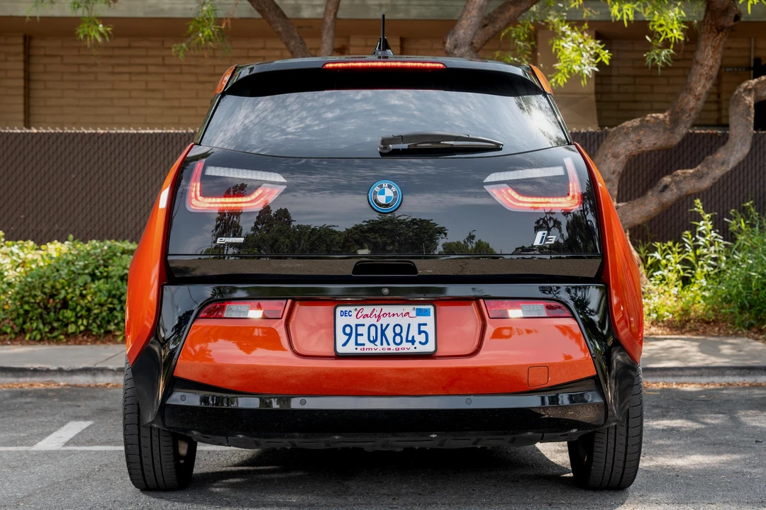 2015 BMW i3 - Image 5 of 31