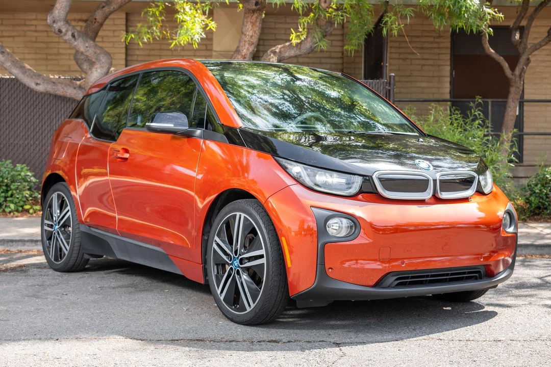 2015 BMW i3 - Image 10 of 31