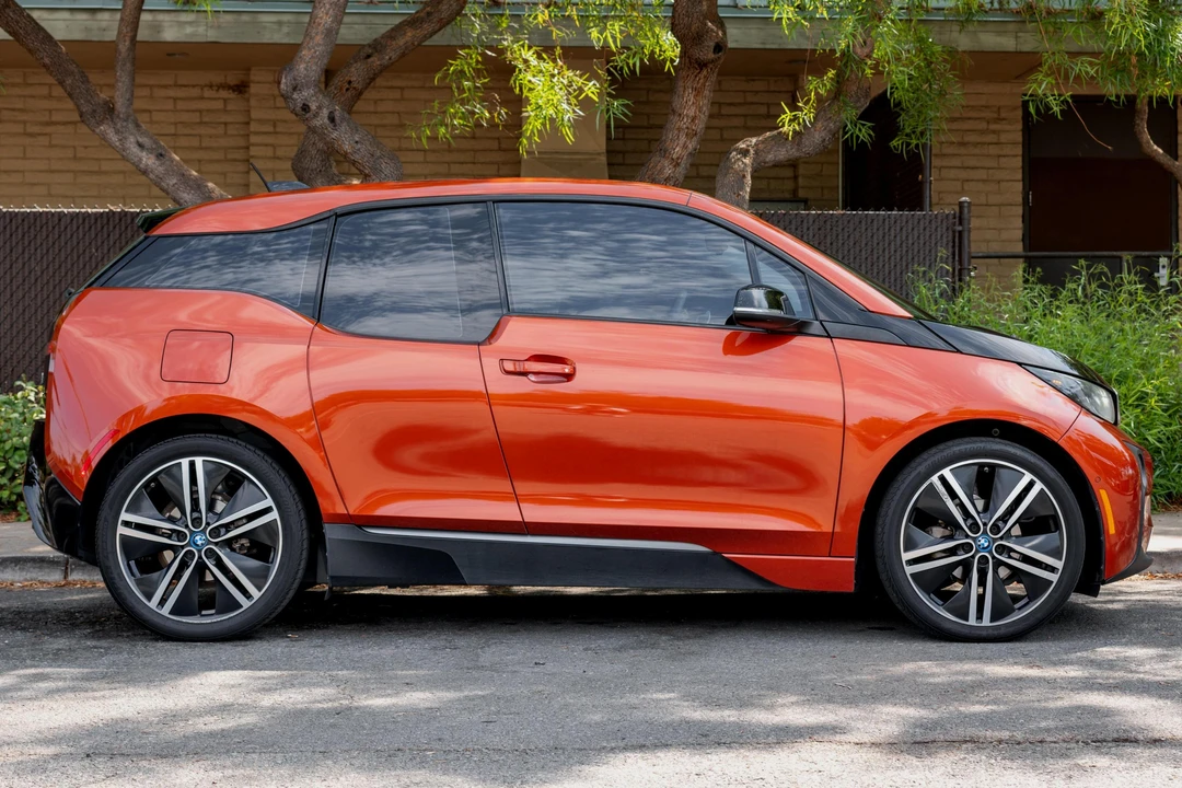 2015 BMW i3 - Image 3 of 31