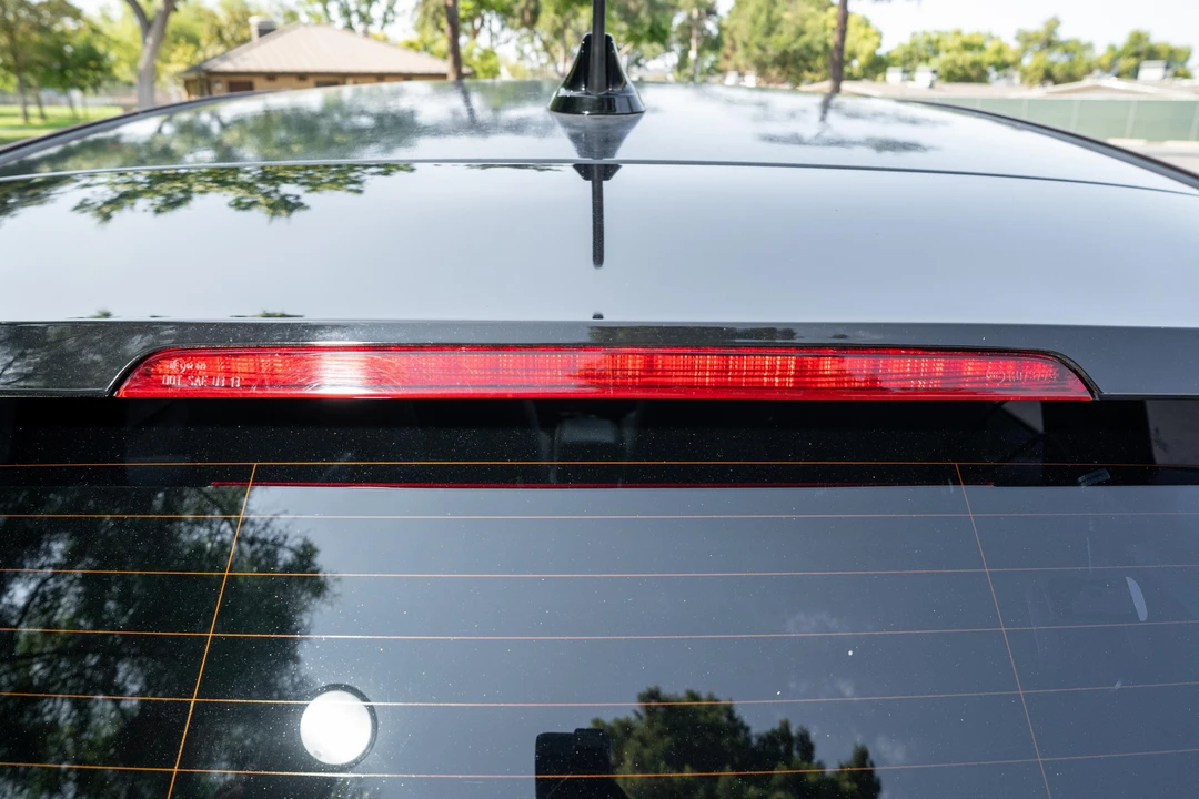 2015 BMW i3 - Image 30 of 31