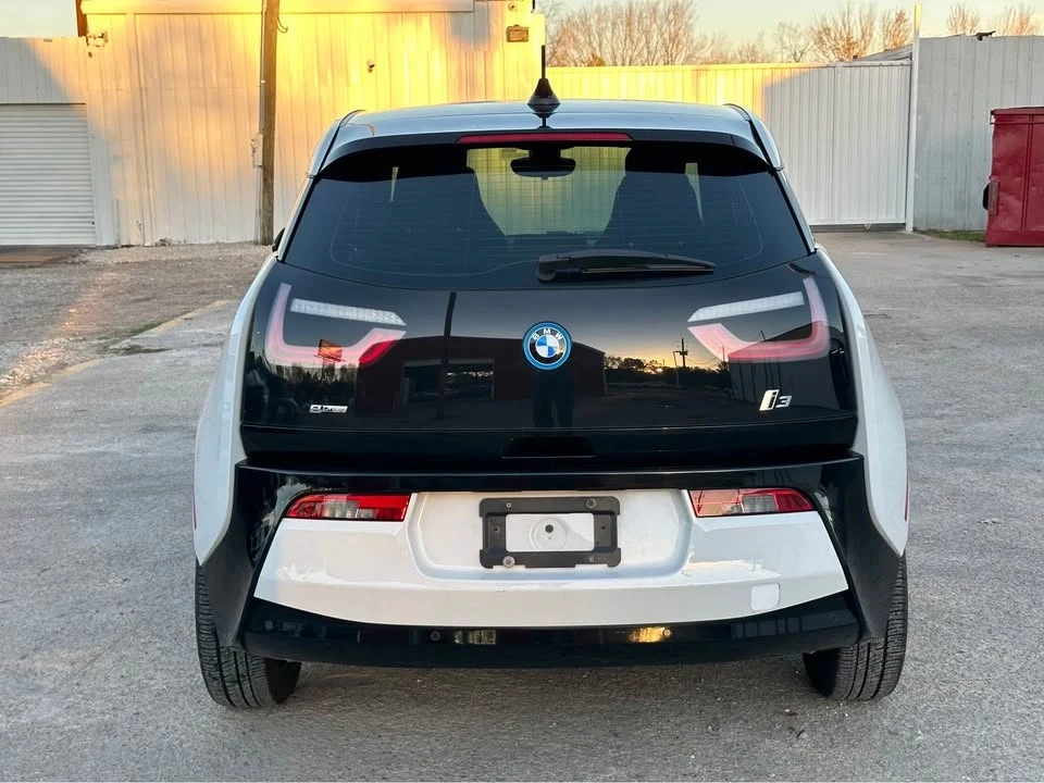 2015 BMW i3 - Image 6 of 19