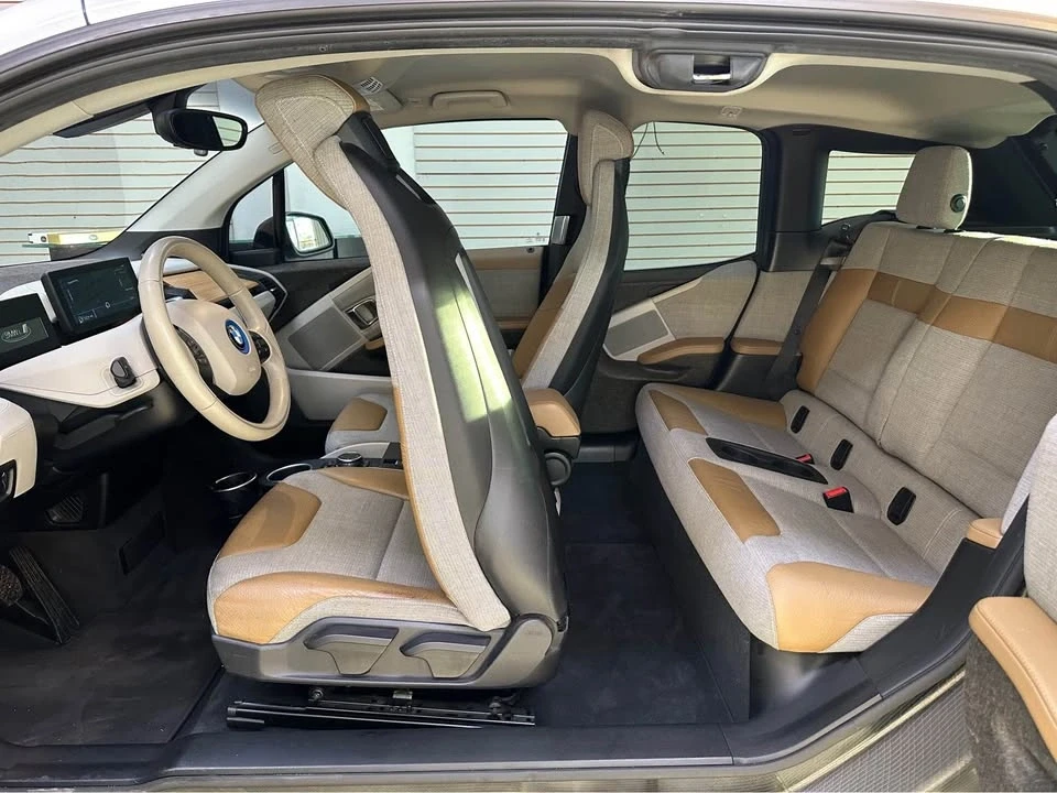 2015 BMW i3 - Image 13 of 19