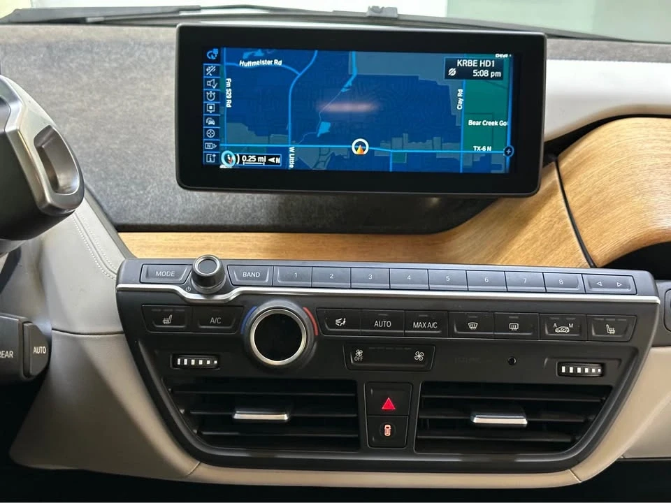 2015 BMW i3 - Image 15 of 19