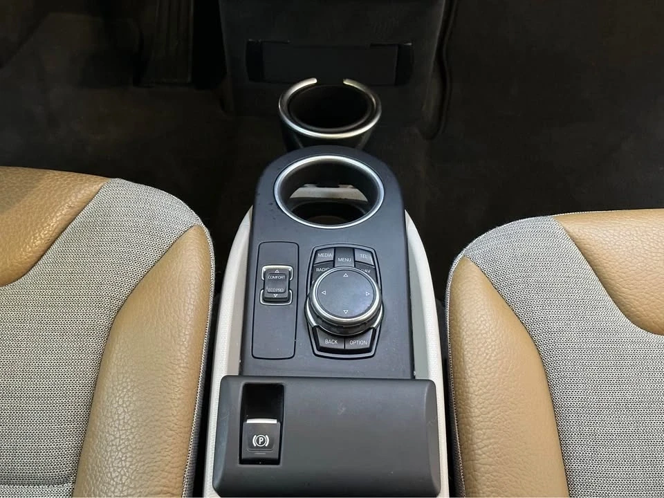 2015 BMW i3 - Image 16 of 19