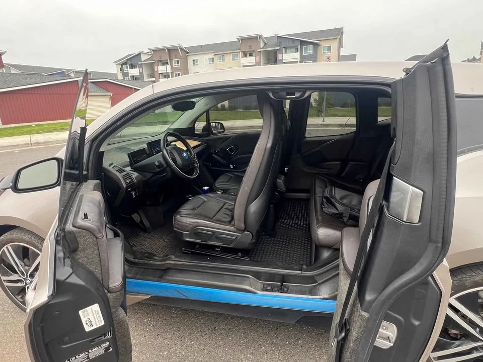 2015 BMW i3 - Image 6 of 9