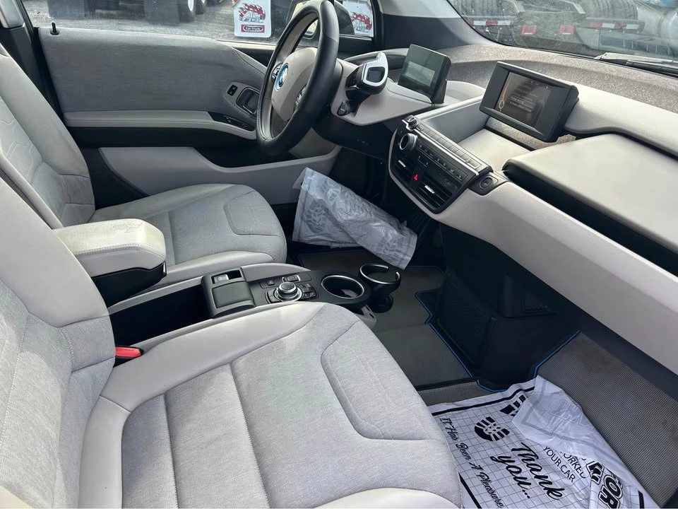 2015 BMW i3 - Image 7 of 14