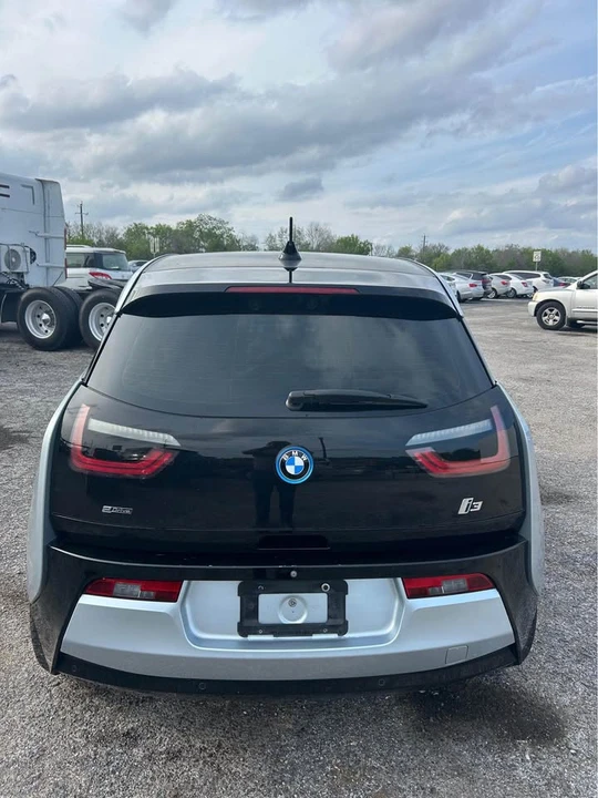 2015 BMW i3 - Image 5 of 14