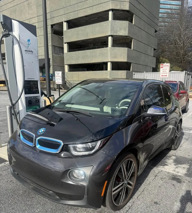 2015 BMW i3 - Image 4 of 5