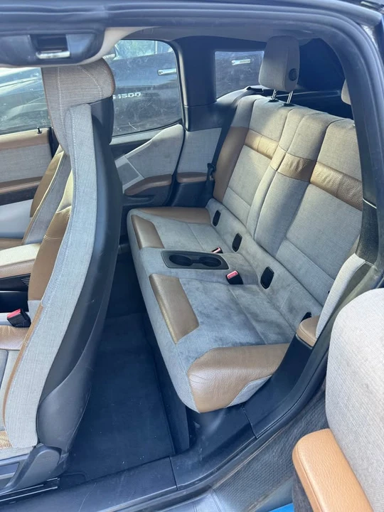 2015 BMW i3 - Image 9 of 11