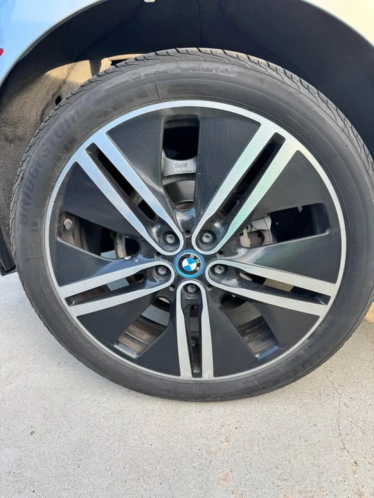2015 BMW i3 - Image 5 of 11