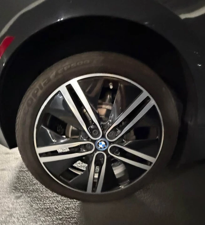 2015 BMW i3 - Image 3 of 5