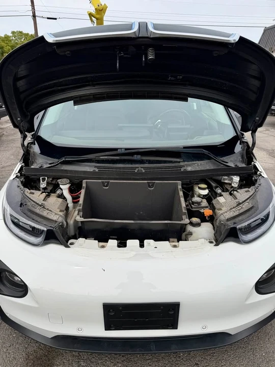 2015 BMW i3 - Image 15 of 17