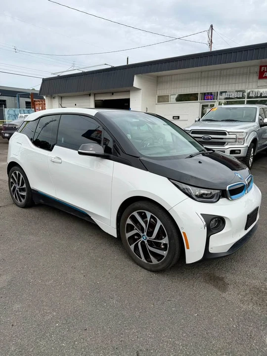 2015 BMW i3 - Image 6 of 17