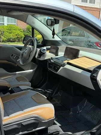 2015 BMW i3 - Image 10 of 12