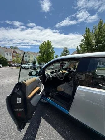 2015 BMW i3 - Image 9 of 13