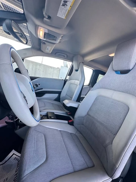 2015 BMW i3 - Image 11 of 20