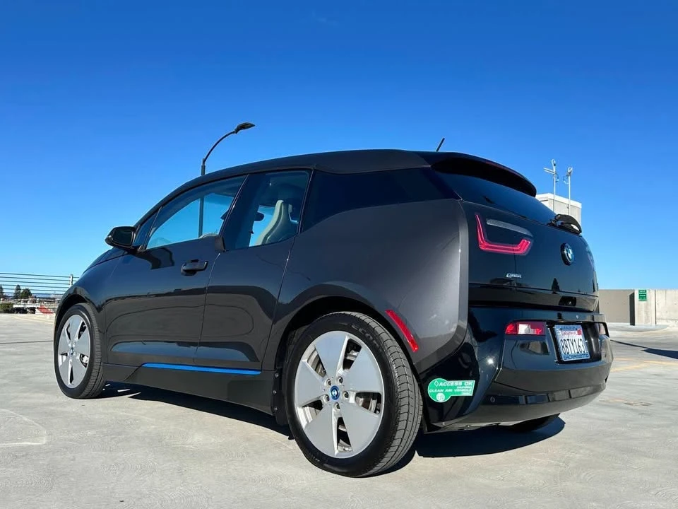 2015 BMW i3 - Image 10 of 20