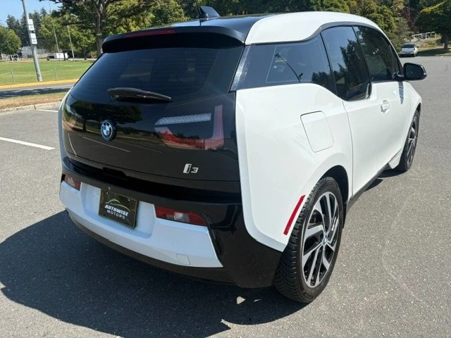 2015 BMW i3 - Image 5 of 10
