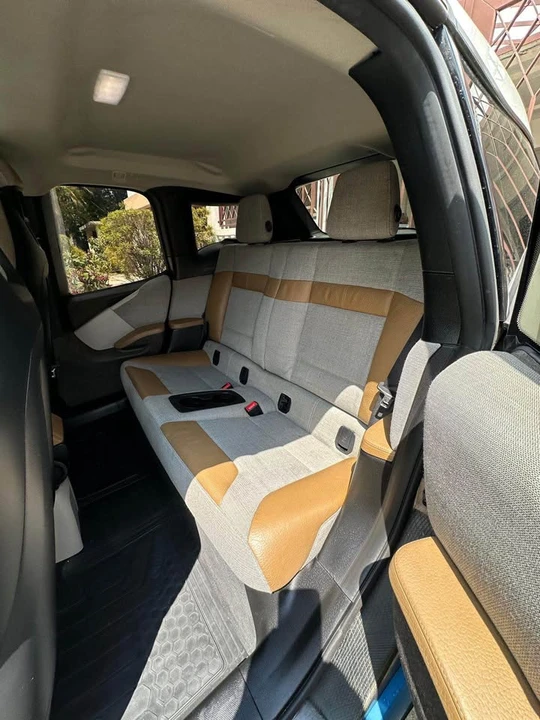 2015 BMW i3 - Image 9 of 18