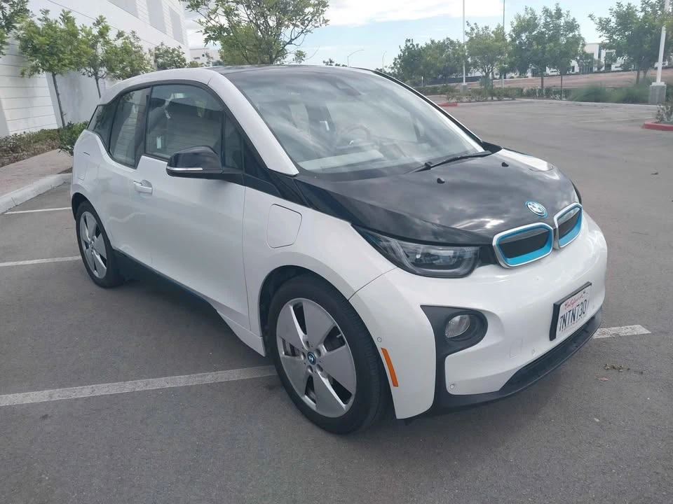 2015 BMW i3 - Image 5 of 10