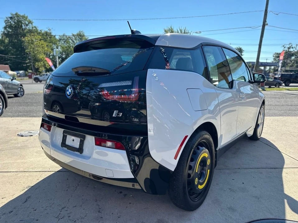 2015 BMW i3 - Image 7 of 20