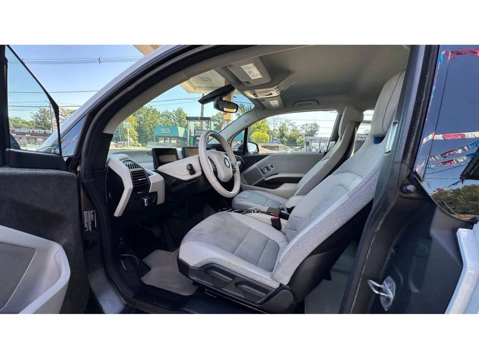 2015 BMW i3 - Image 15 of 20