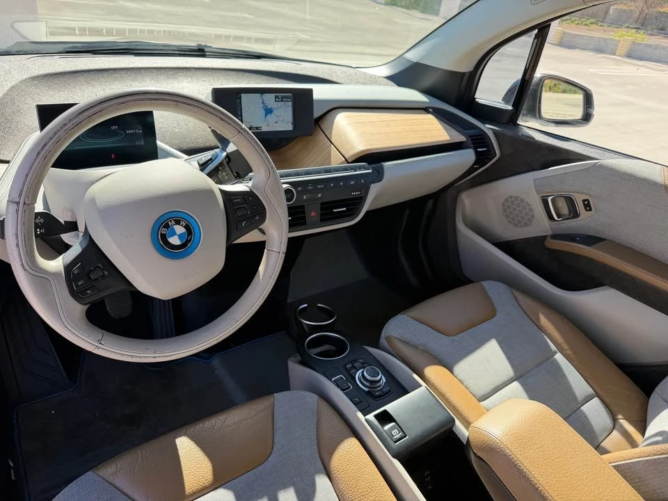 2015 BMW i3 - Image 18 of 20