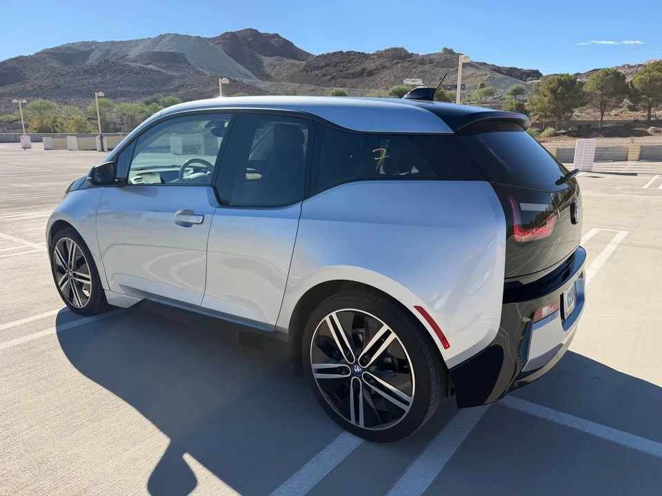 2015 BMW i3 - Image 2 of 20