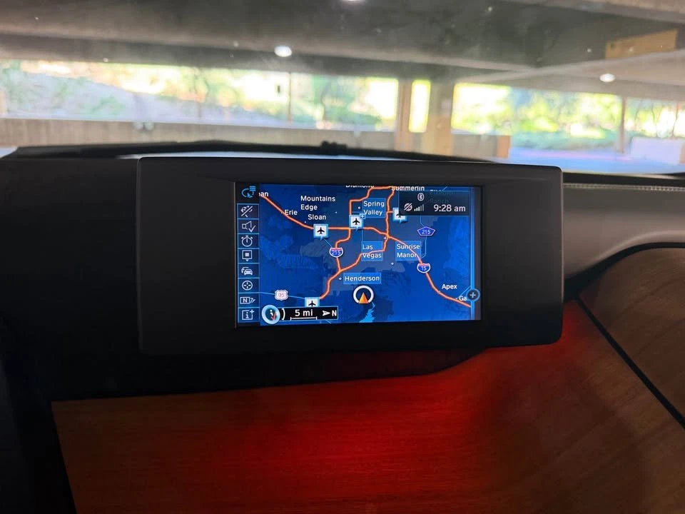 2015 BMW i3 - Image 11 of 20