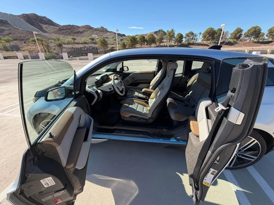 2015 BMW i3 - Image 19 of 20