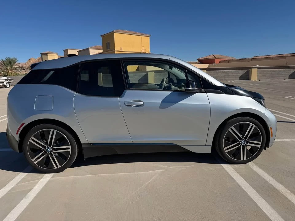 2015 BMW i3 - Image 5 of 20