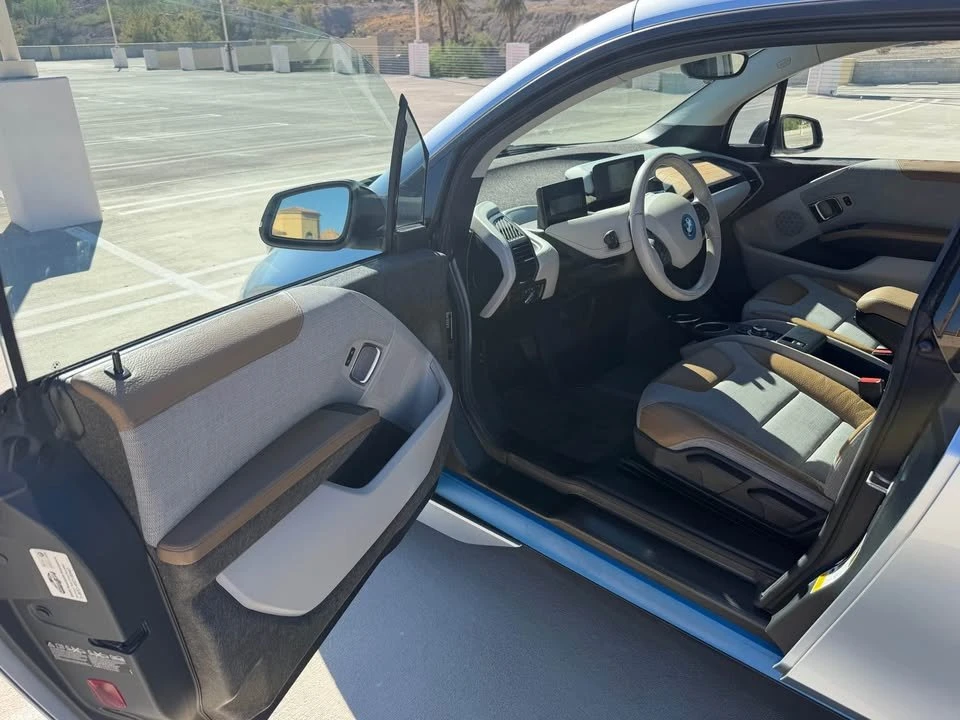 2015 BMW i3 - Image 12 of 20