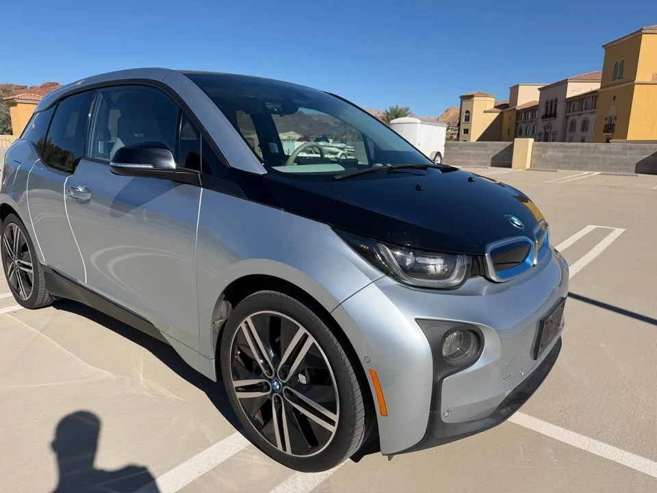 2015 BMW i3 - Image 13 of 20