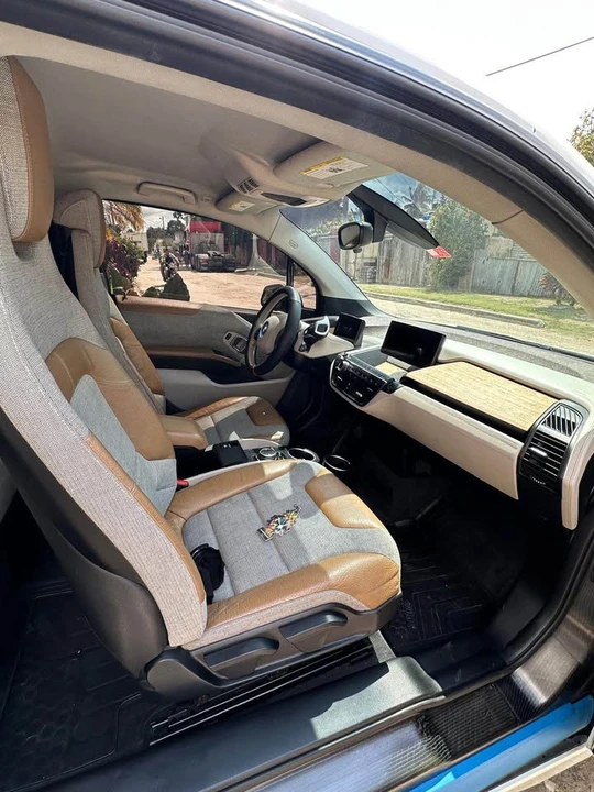 2015 BMW i3 - Image 17 of 18