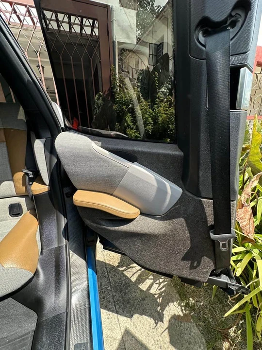 2015 BMW i3 - Image 10 of 18
