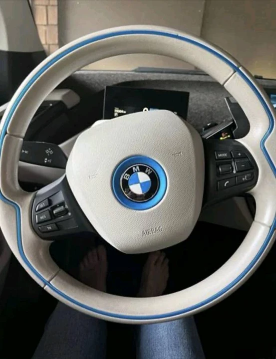 2015 BMW i3 - Image 4 of 6