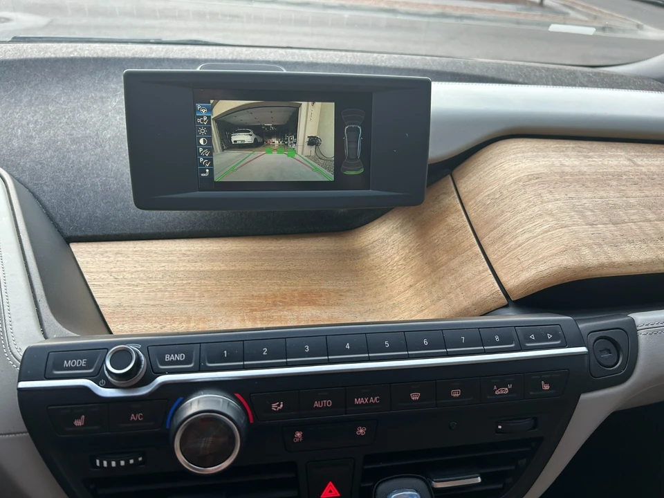 2015 BMW i3 - Image 2 of 19