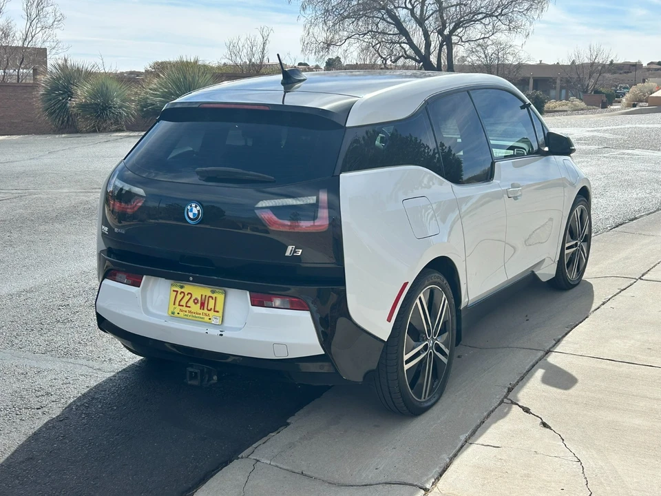 2015 BMW i3 - Image 9 of 19