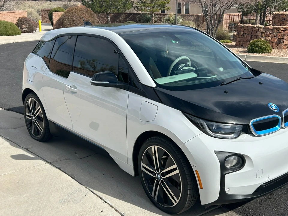 2015 BMW i3 - Image 7 of 19