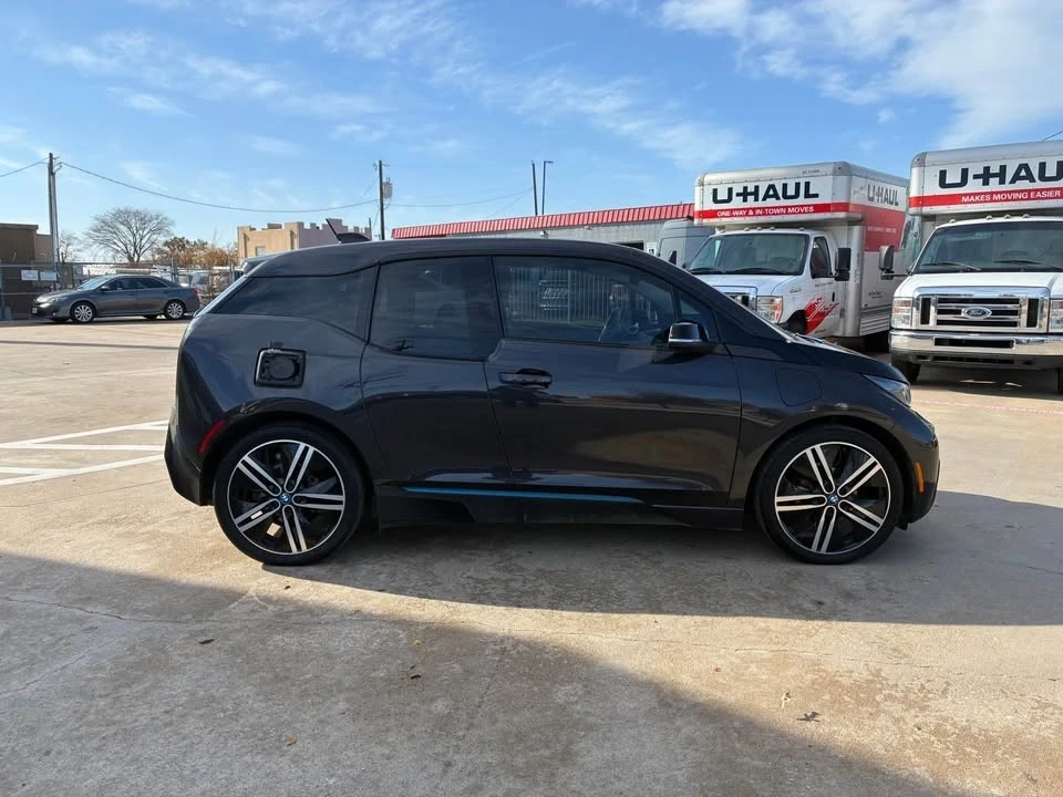 2015 BMW i3 - Image 4 of 13