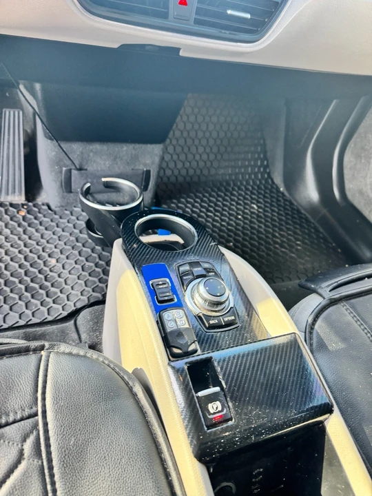 2015 BMW i3 - Image 9 of 15