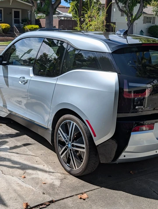 2015 BMW i3 - Image 4 of 20